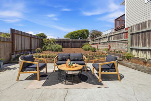 037_F8_2628 Yorba St