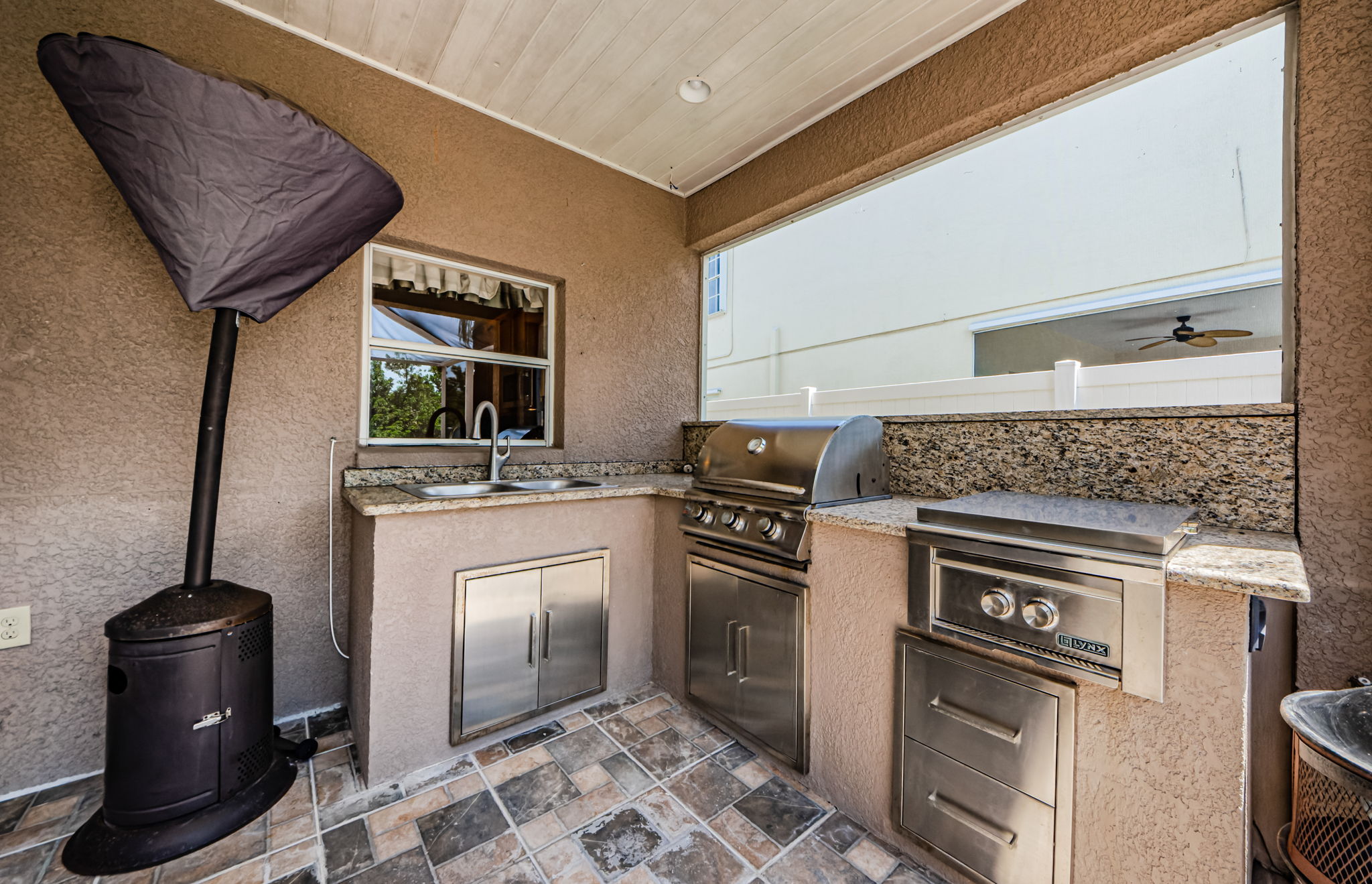 Outdoor Kitchen 1