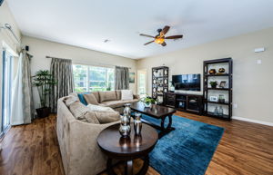 Family Room 2-2