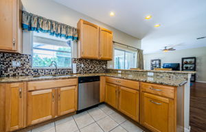 Kitchen 4-3
