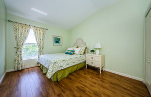 Upper Level Bedroom 5a