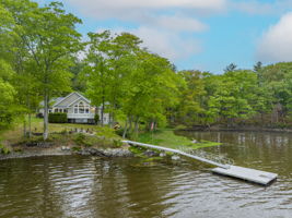  Photo 0