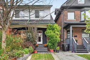 263 Lauder Ave, Toronto ON