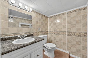  Photo 47