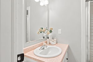  Photo 39