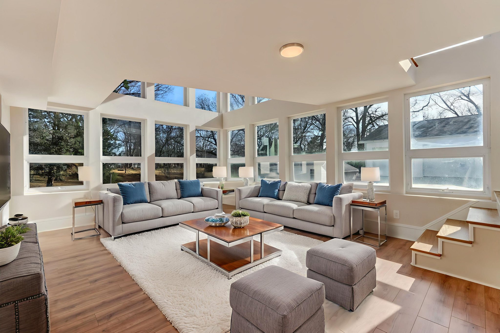 Sun Room virtually staged