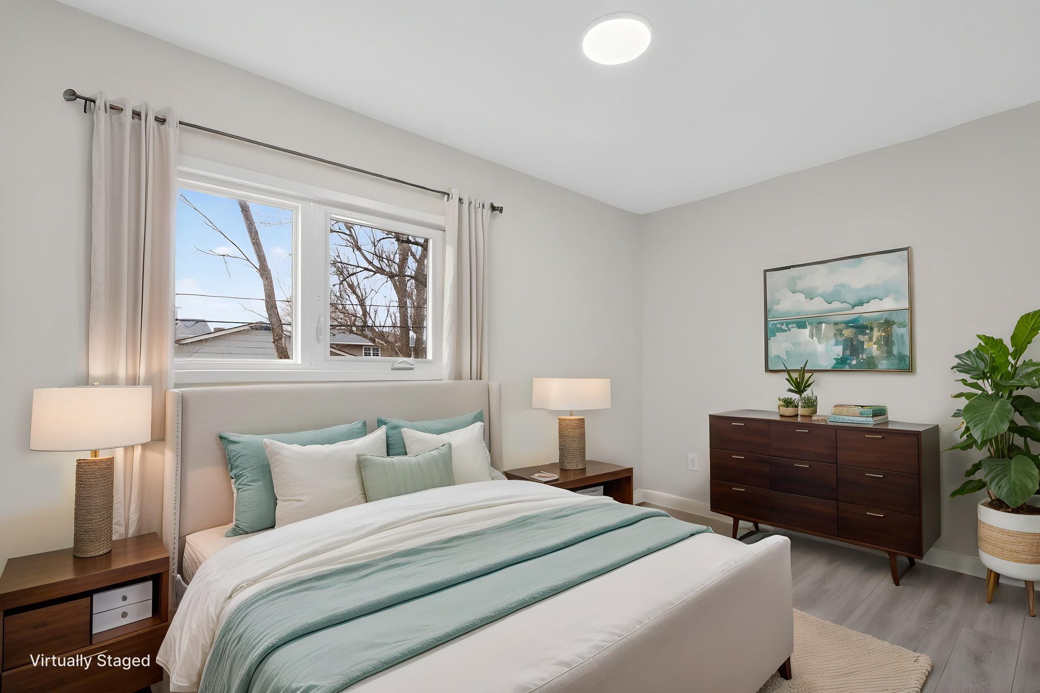 IMG_8933 virtually staged.jpeg