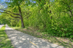  Photo 36