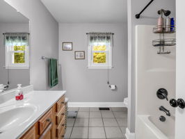  Photo 44