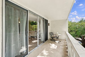 Balcony6