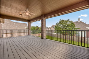 Covered outdoor deck!