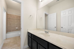 shared bathroom for upstairs secondary bedrooms