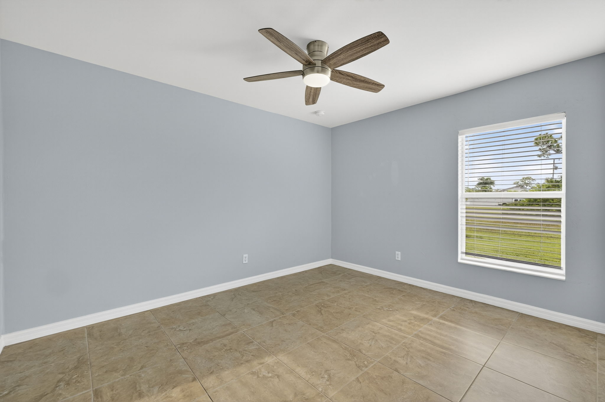 Guest Bedroom 1 - 2 of 2