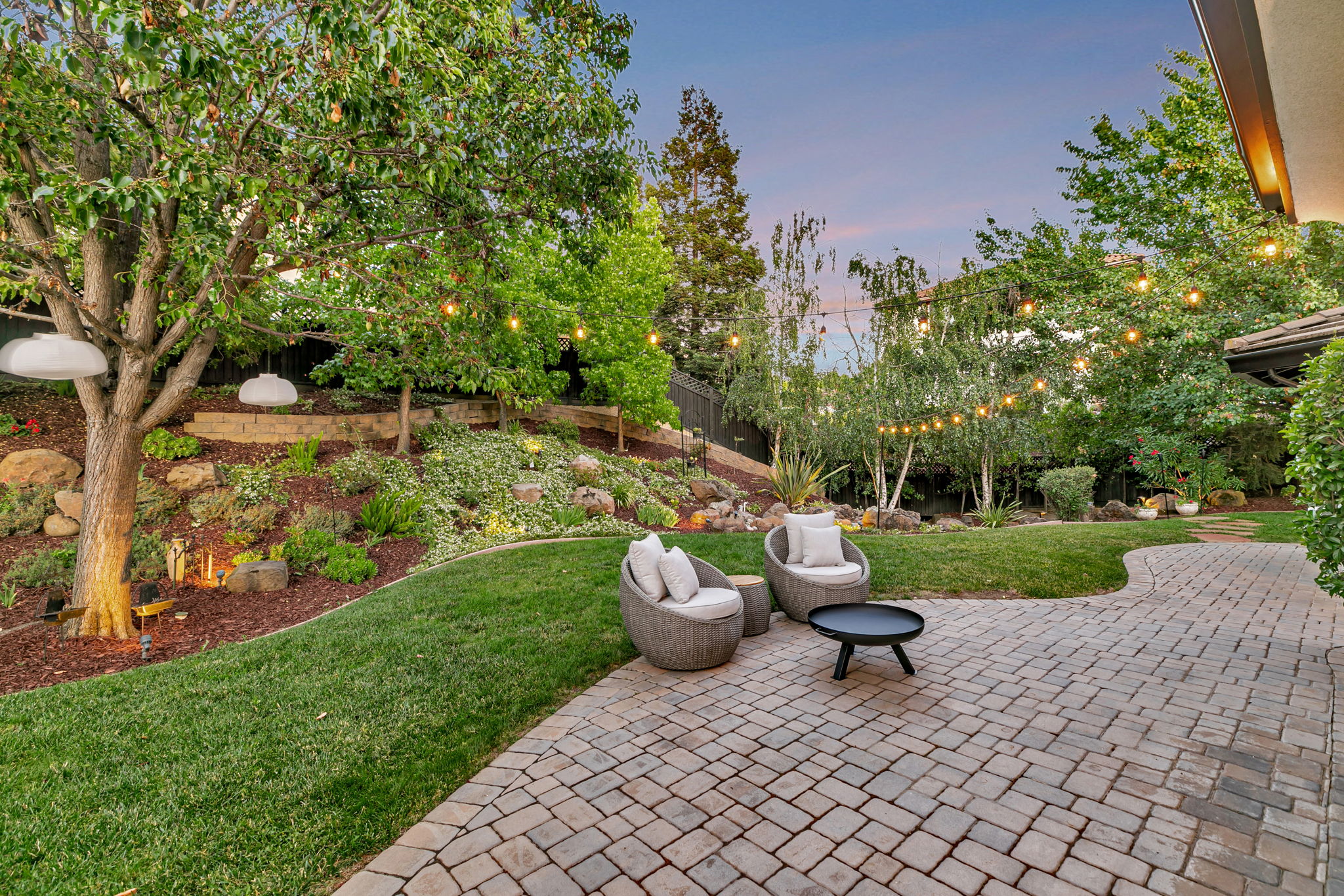 011_TWILIGHT_ 2632 Carmella Ct_