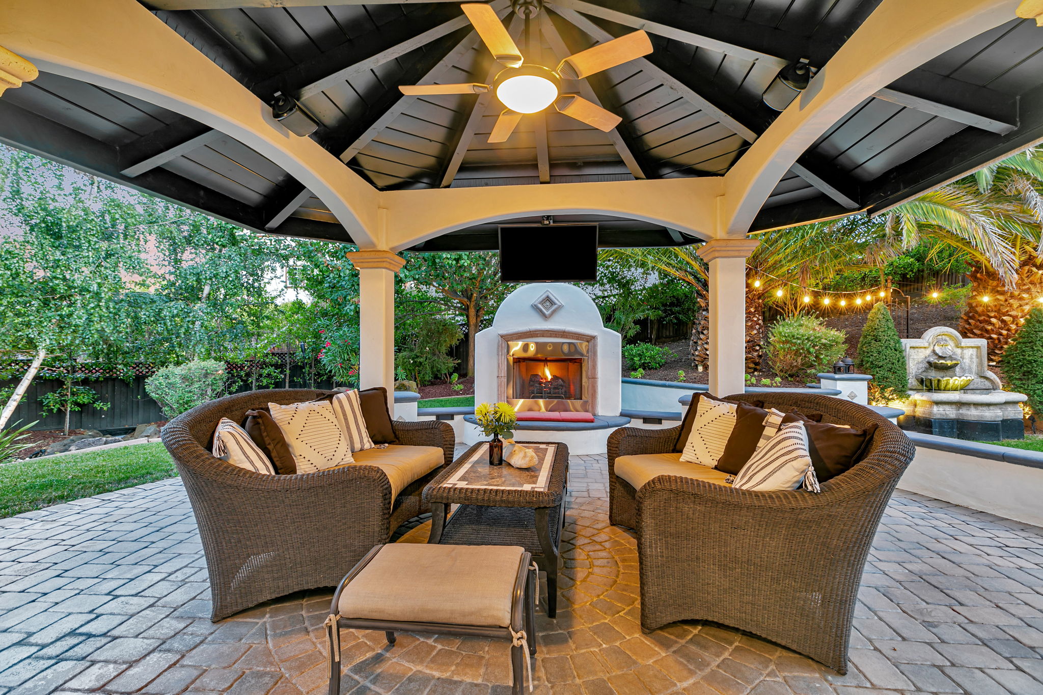016_TWILIGHT_ 2632 Carmella Ct_