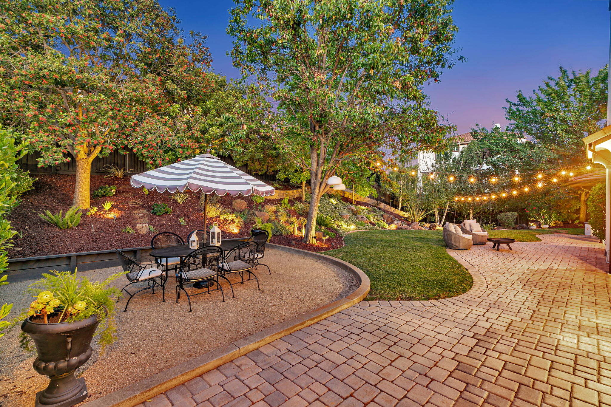 035_TWILIGHT_ 2632 Carmella Ct_