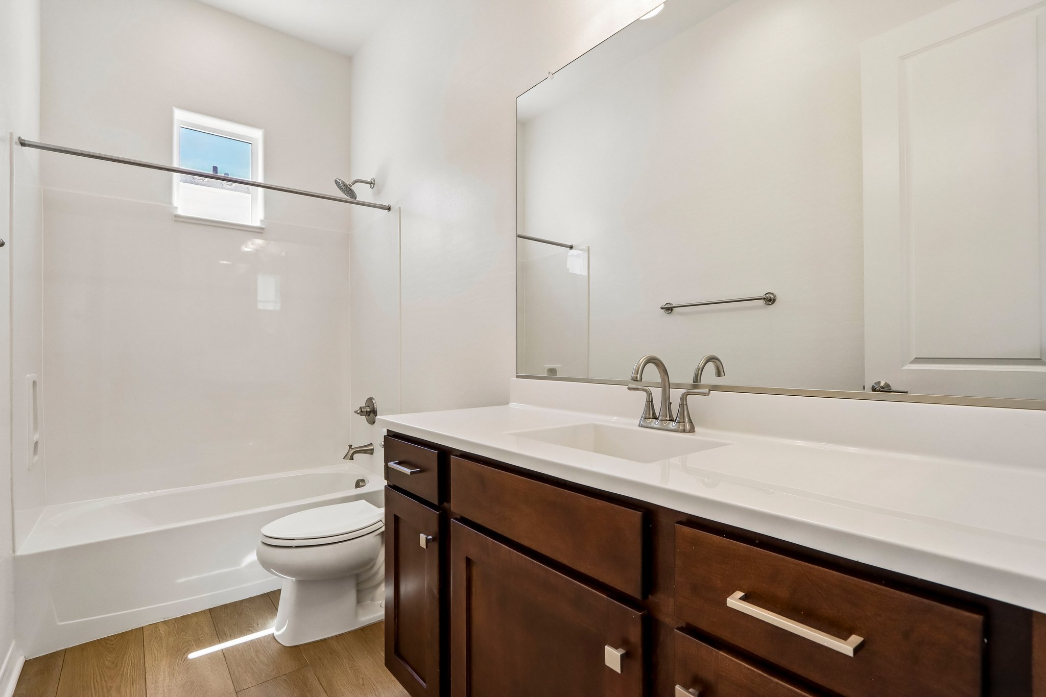N 22nd Dr-S1109-030.jpg