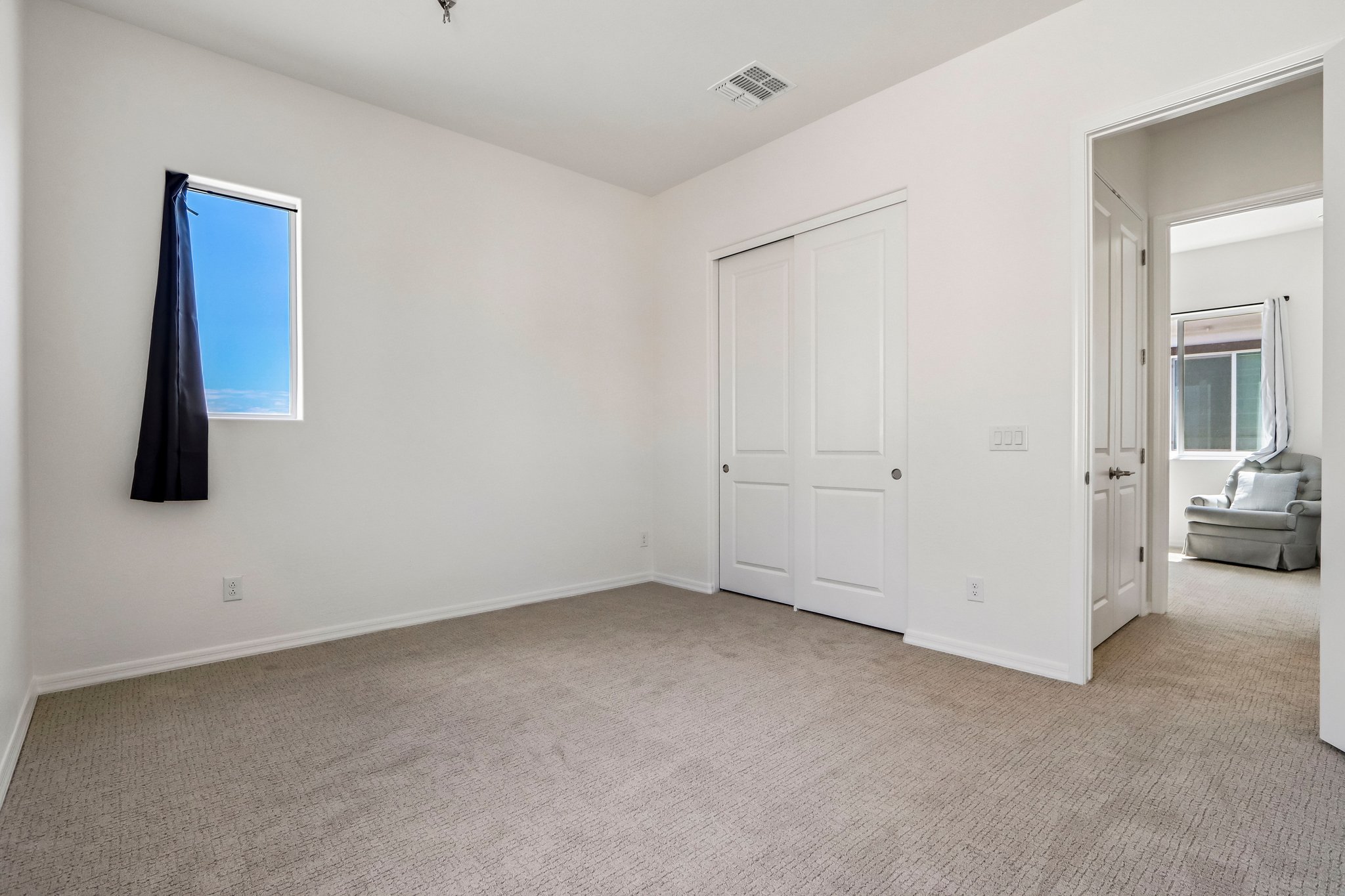 N 22nd Dr-S1109-034.jpg