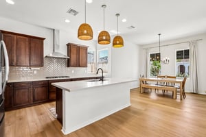 N 22nd Dr-S1109-010.jpg