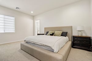 N 22nd Dr-S1109-016.jpg
