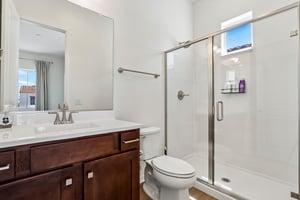 N 22nd Dr-S1109-029.jpg