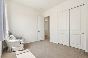 N 22nd Dr-S1109-032.jpg