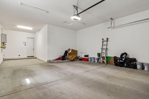 N 22nd Dr-S1109-035.jpg