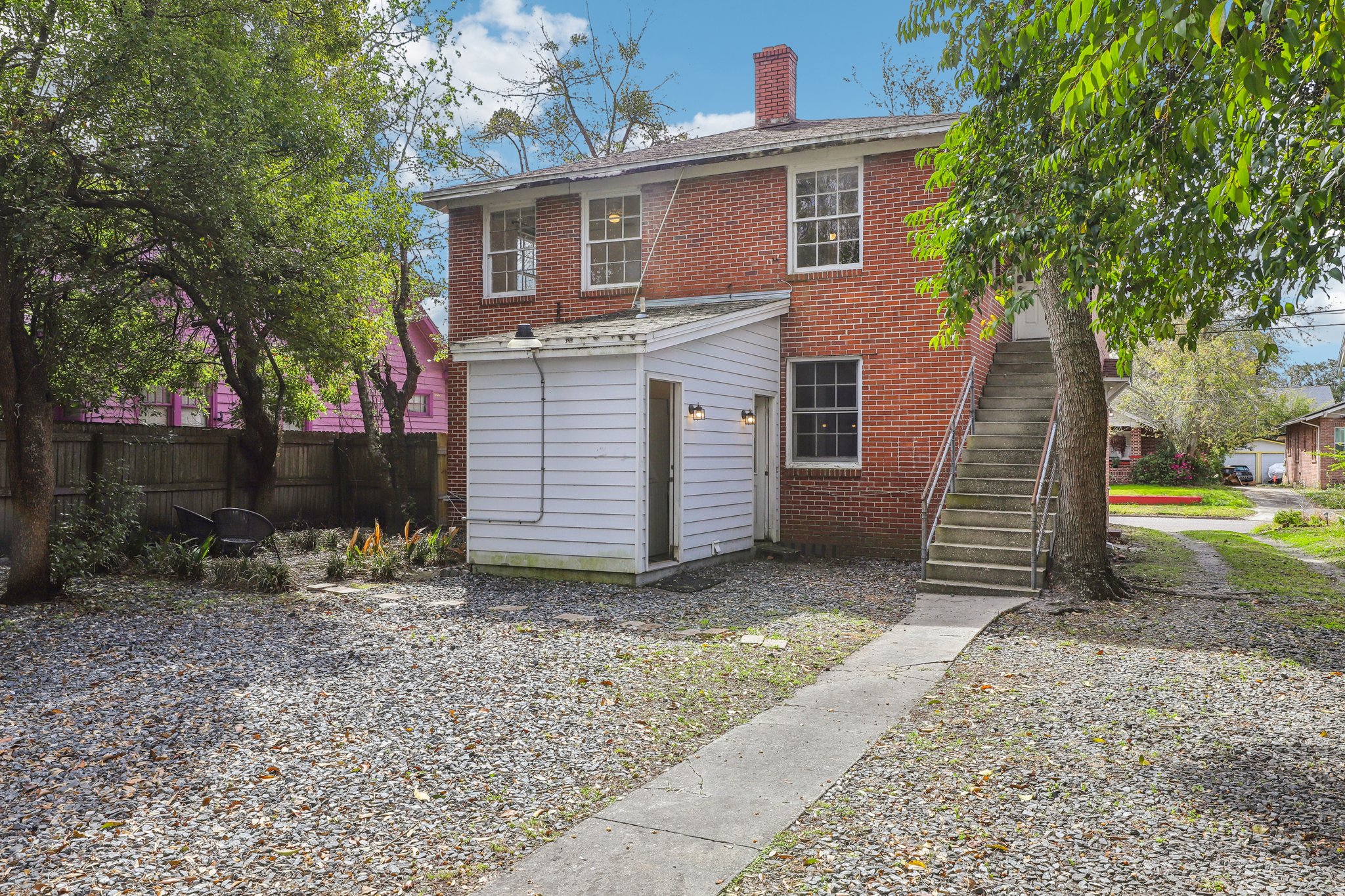 2633-2635 College St-039.jpg