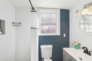 2633-2635 College St-014.jpg