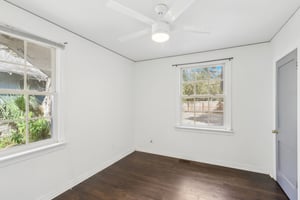 2633-2635 College St-017.jpg