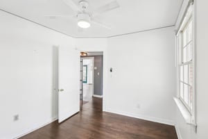 2633-2635 College St-018.jpg