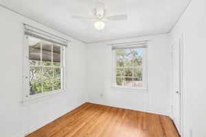 2633-2635 College St-029.jpg