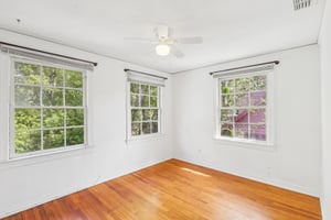 2633-2635 College St-031.jpg
