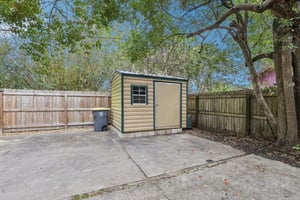 2633-2635 College St-042.jpg