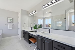 045_F8_2633 Spyglass Dr