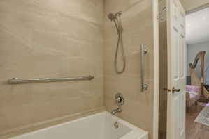  Photo 38