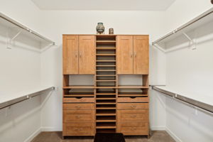 22-Primary Walk-In Closet