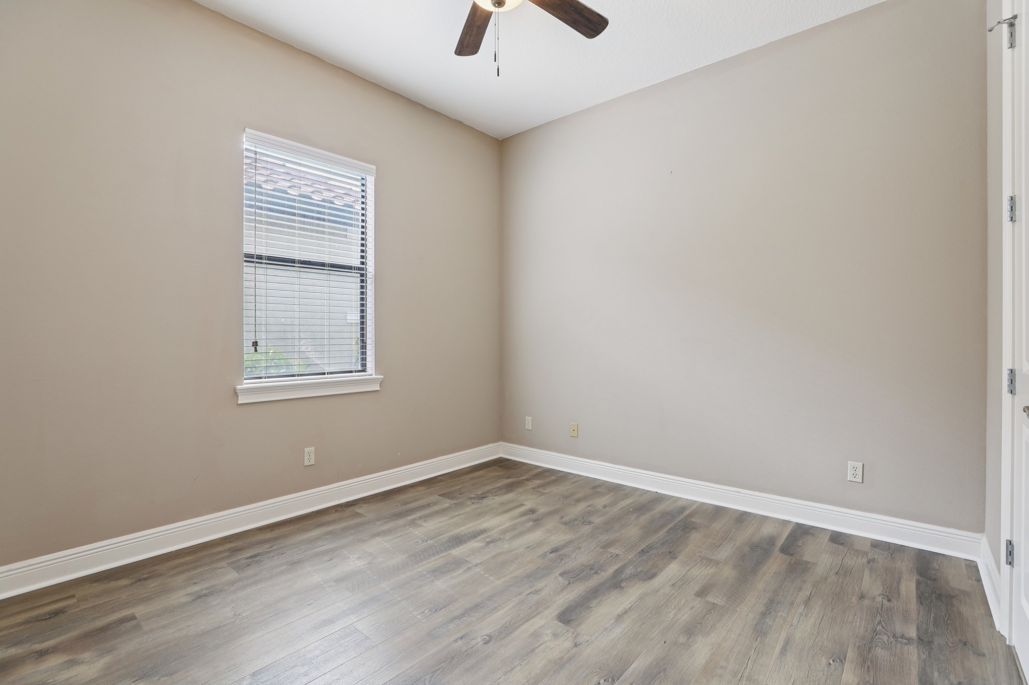 San Gabriel-S1504-030.jpg