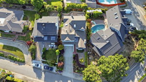 006_F8_AERIAL_2635 Ponce Avenue