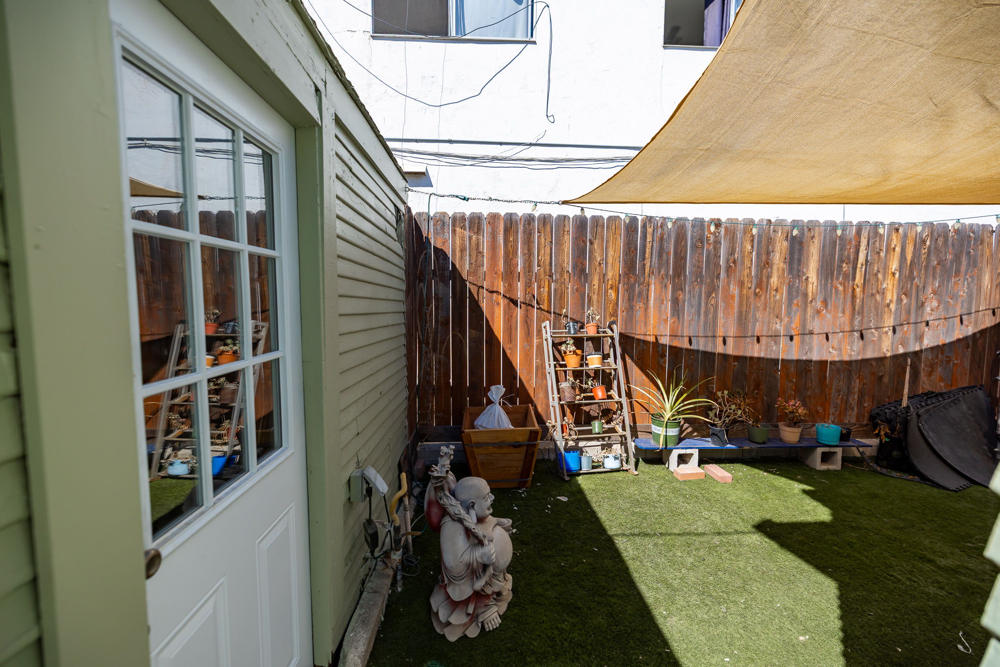 Photo 40