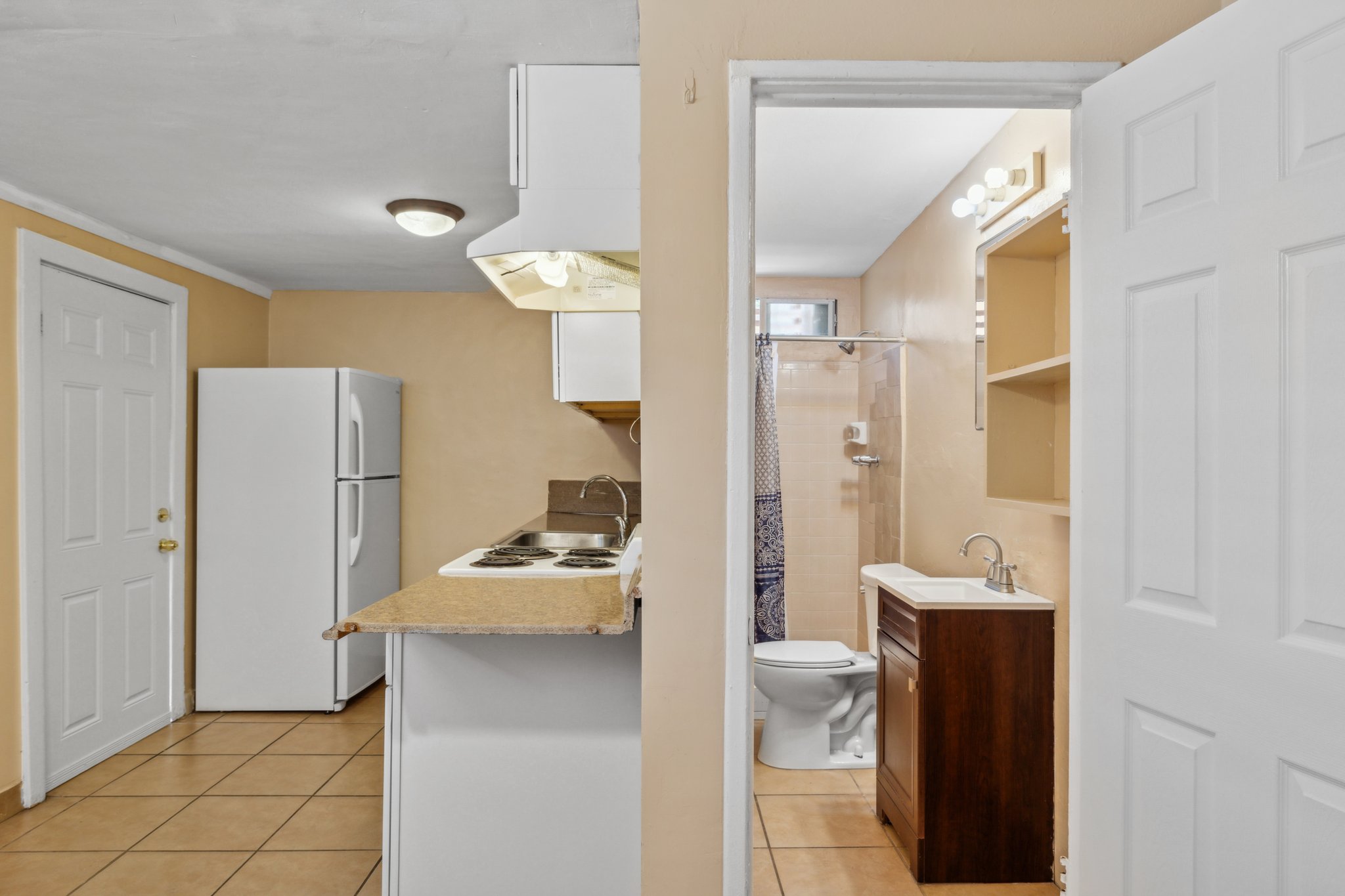 2636 N Dayton St - 034.JPG