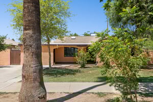 2636 N Dayton St - 001.JPG