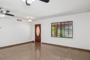 2636 N Dayton St - 006.JPG