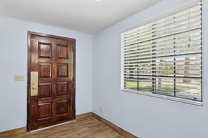 2636 N Dayton St - 024.JPG