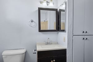 2636 N Dayton St - 027.JPG