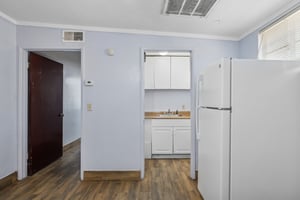 2636 N Dayton St - 030.JPG