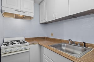 2636 N Dayton St - 031.JPG