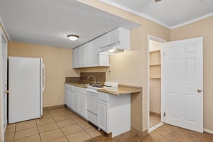 2636 N Dayton St - 033.JPG
