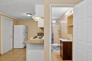 2636 N Dayton St - 034.JPG