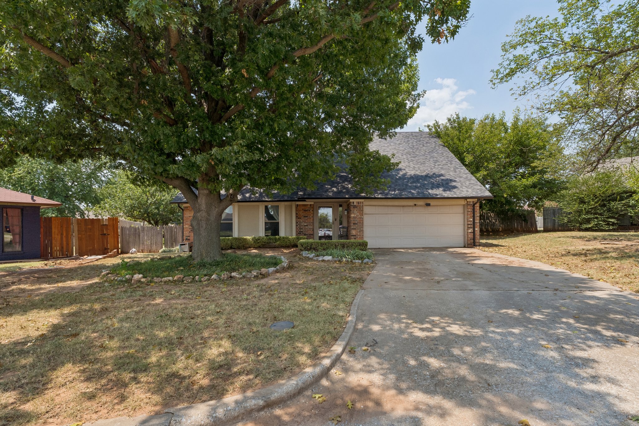 2636 SW 98th St_002.jpg